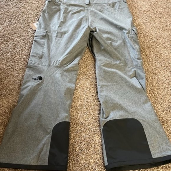 The North Face Men's Snow Pants - Picture 10 of 10